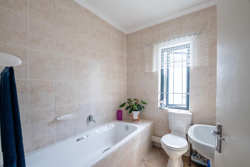 2 Bedroom Property for Sale in Normandie Western Cape